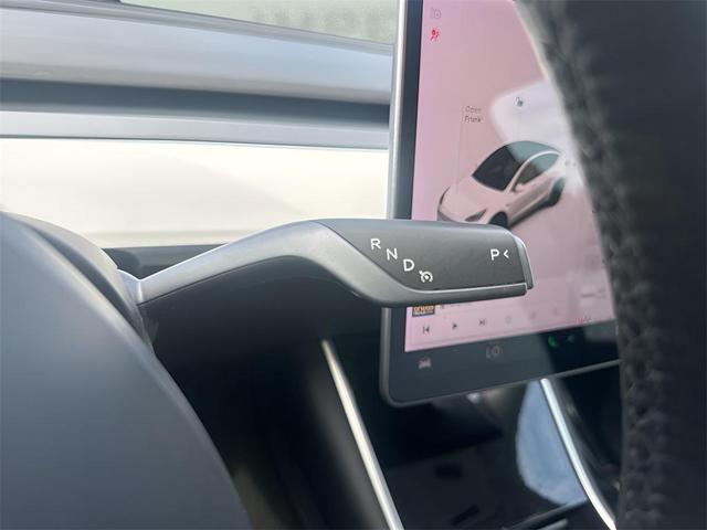 Photo of 2021 Pearl White Multi-Coat Tesla Model Y