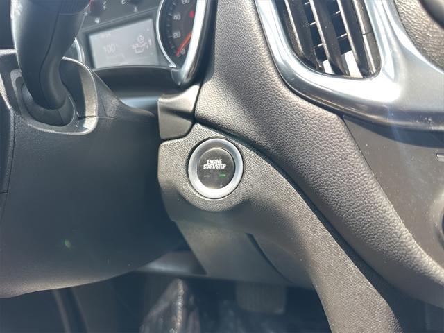 Photo of 2022 Seaglass Blue Metallic Chevrolet Equinox