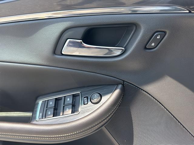 Photo of 2019 Silver Ice Metallic Chevrolet Impala