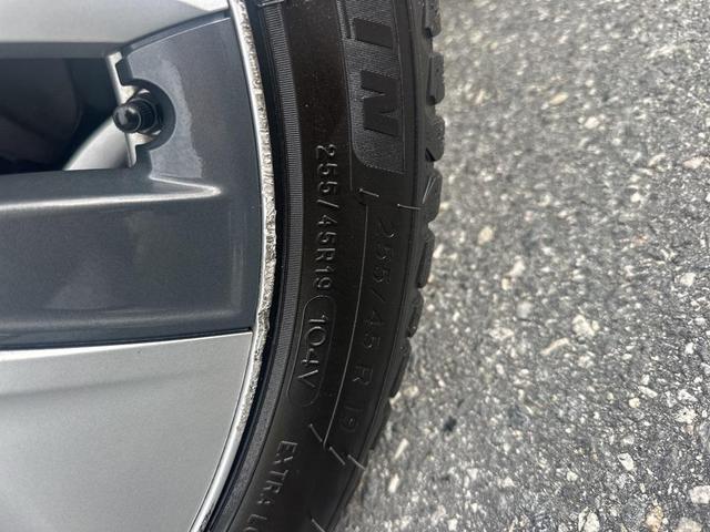 Photo of 2021 Gray Tesla Model Y
