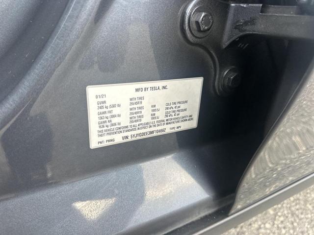 Photo of 2021 Gray Tesla Model Y