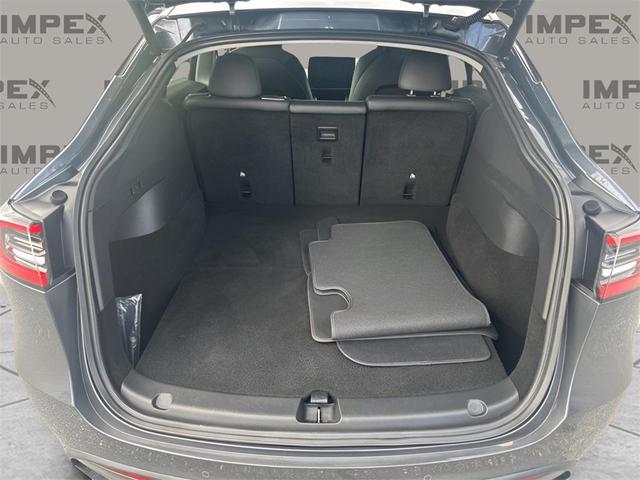 Photo of 2021 Gray Tesla Model Y