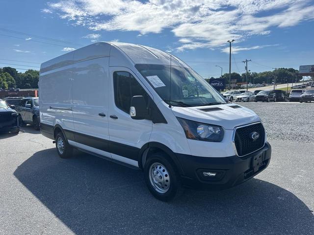 Photo of 2023 Oxford White Ford Transit-350