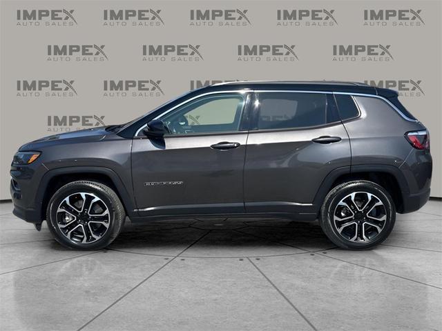 Photo of 2024 Black Clearcoat Jeep Compass