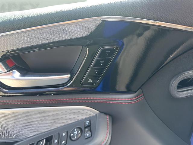 Photo of 2023 Apex Blue Pearl Acura MDX