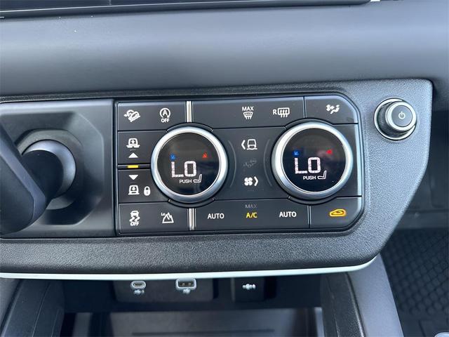 Photo of 2020 Eiger Grey Metallic Land Rover Defender