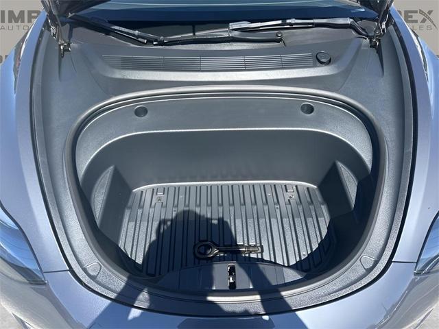Photo of 2023 Midnight Silver Metallic Tesla Model 3