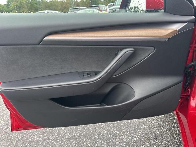 Photo of 2023 Red Multi-Coat Tesla Model 3