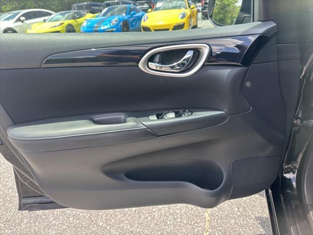 Photo of 2017 Super Black Nissan Sentra