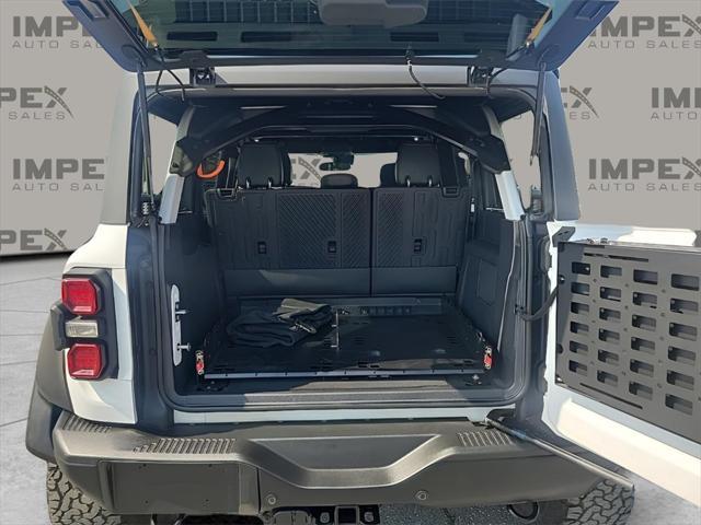 Photo of 2023 Oxford White Ford Bronco