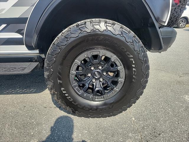 Photo of 2023 Oxford White Ford Bronco