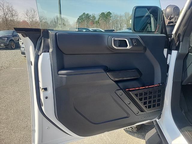 Photo of 2023 Oxford White Ford Bronco