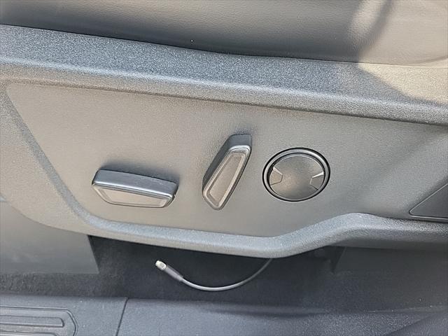 Photo of 2023 Oxford White Ford Bronco
