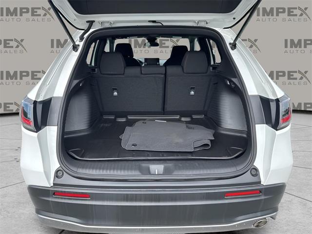 Photo of 2023 Platinum White Pearl Honda HR-V