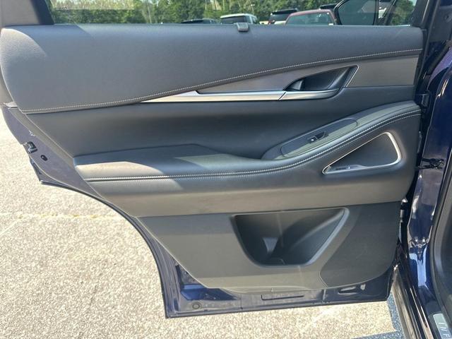 Photo of 2022 Grand Blue INFINITI QX60