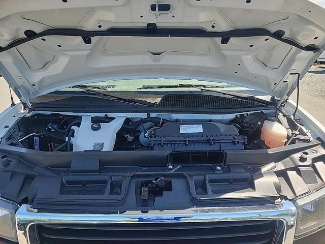 Photo of 2023 Summit White GMC Savana 2500