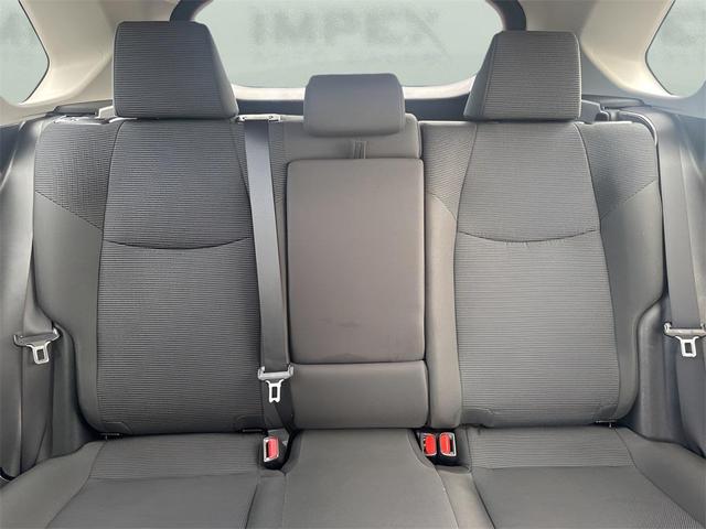 Photo of 2024 Ice Cap Toyota RAV4