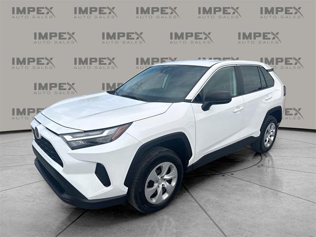 Photo of 2024 Ice Cap Toyota RAV4