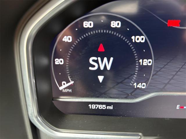 Photo of 2023 White Frost Tricoat GMC Sierra 1500