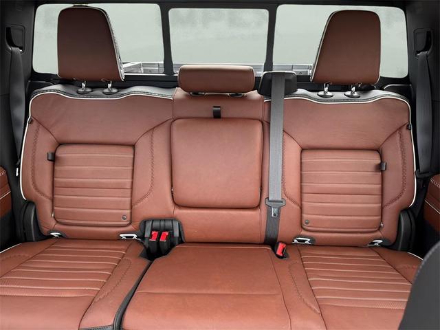 Photo of 2023 White Frost Tricoat GMC Sierra 1500