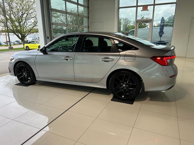 Photo of 2022 Lunar Silver Metallic Honda Civic