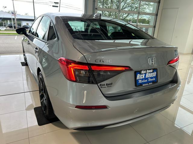 Photo of 2022 Lunar Silver Metallic Honda Civic