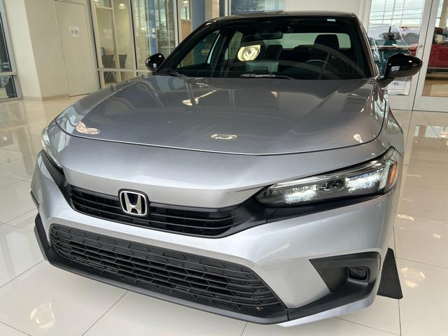 Photo of 2022 Lunar Silver Metallic Honda Civic