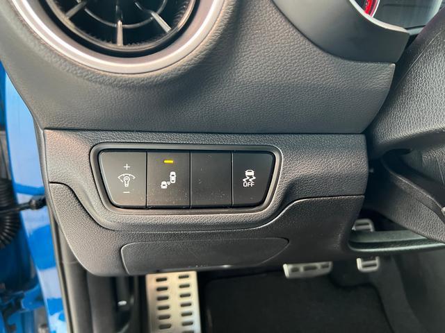 Photo of 2023 Blue Kia Forte