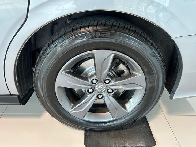 Photo of 2021 Lunar Silver Metallic Honda Odyssey