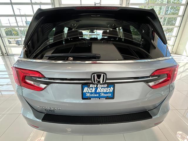 Photo of 2021 Lunar Silver Metallic Honda Odyssey