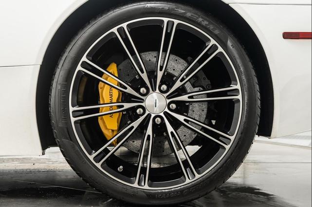 Photo of 2014 Morning Frost White Aston Martin DB9