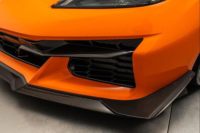Photo of 2023 Amplify Orange Tintcoat Chevrolet Corvette