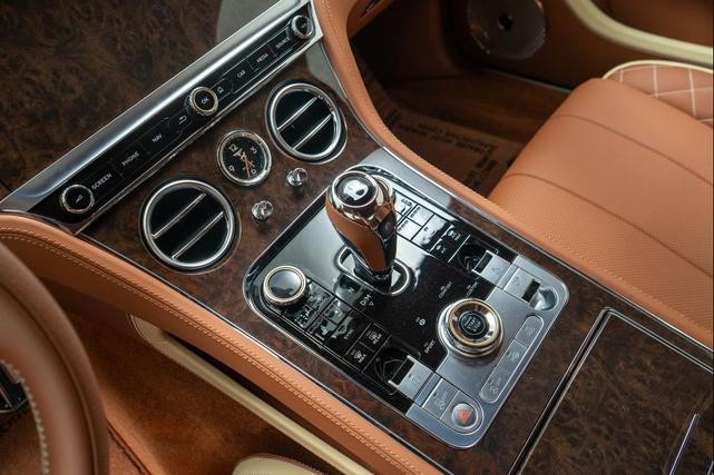 Photo of 2022 Snow Quartz Pearlescent Bentley Continental GT
