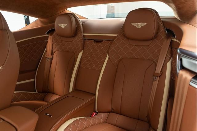 Photo of 2022 Snow Quartz Pearlescent Bentley Continental GT