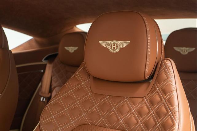 Photo of 2022 Snow Quartz Pearlescent Bentley Continental GT