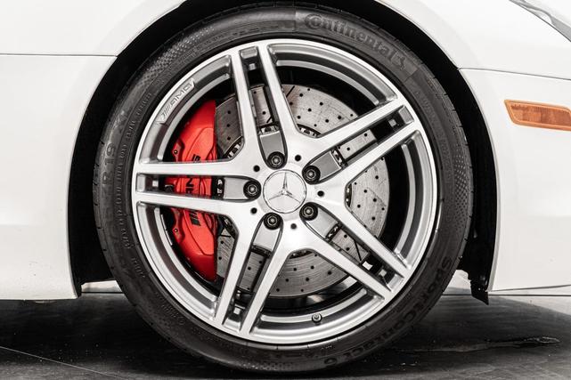 Photo of 2012 designo Mystic White II Mercedes-Benz SLS AMG