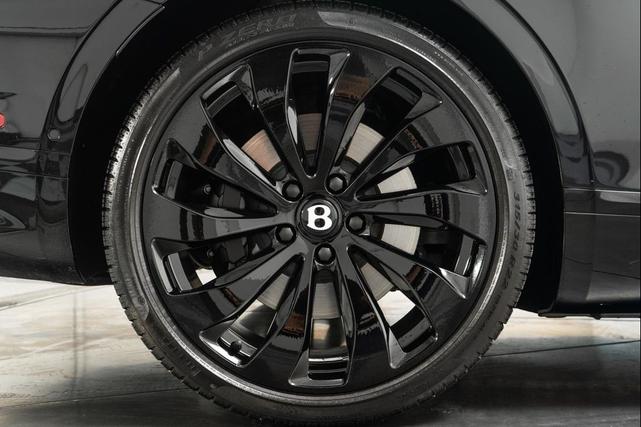 Photo of 2024 Beluga Bentley Continental GT