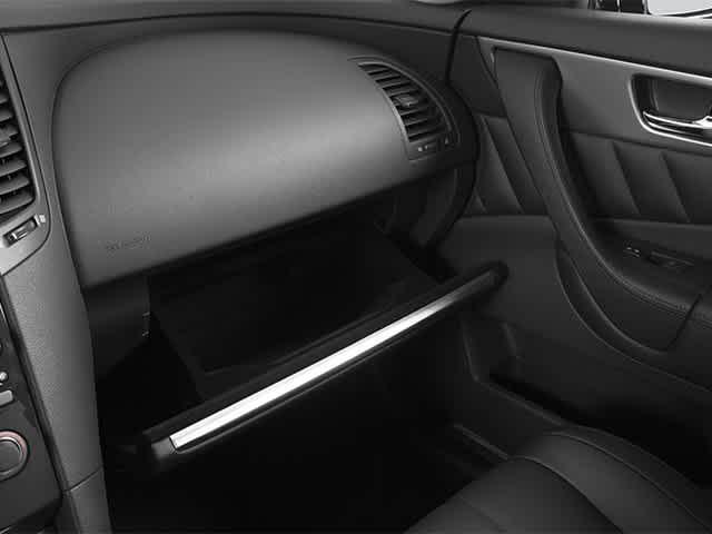 Photo of 2013 Liquid Platinum INFINITI FX37