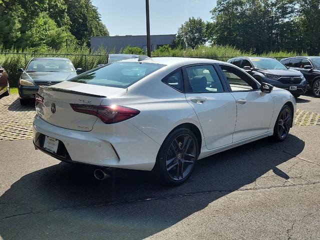 Photo of 2025 Platinum White Pearl Acura TLX