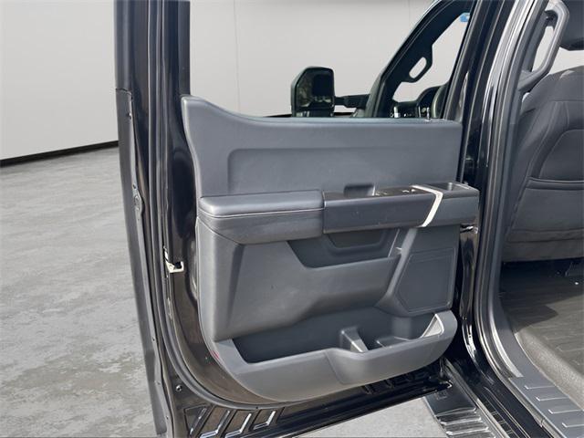 Photo of 2021 Agate Black Metallic Ford F-150
