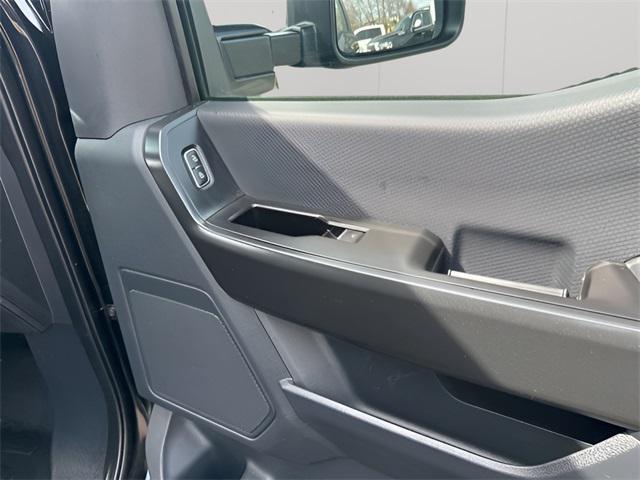 Photo of 2021 Agate Black Metallic Ford F-150