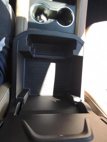 Photo of 2024 Iridescent Pearl Tricoat Chevrolet Suburban