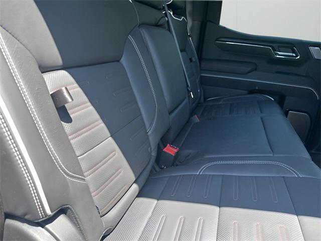 Photo of 2024 Onyx Black GMC Sierra 1500