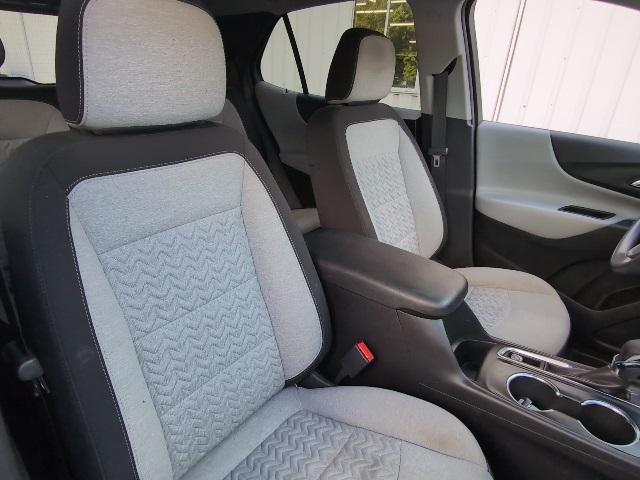 Photo of 2023 Mosaic Black Metallic Chevrolet Equinox