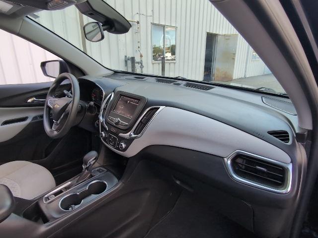Photo of 2023 Mosaic Black Metallic Chevrolet Equinox