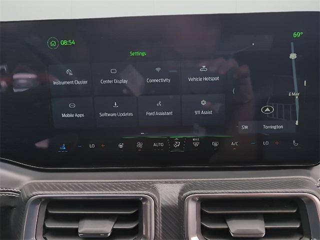 Photo of 2024 Gray Metallic Ford Mustang