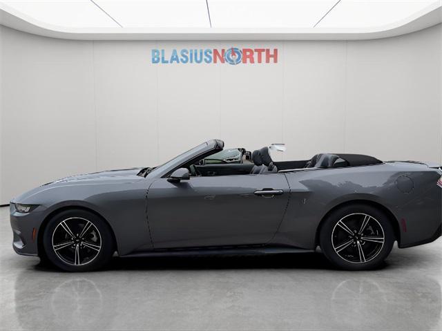 Photo of 2024 Gray Metallic Ford Mustang