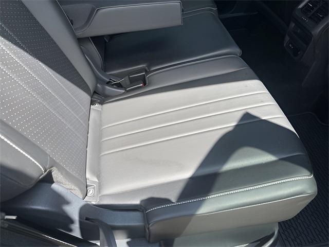 Photo of 2024 Pure White Volkswagen Tiguan