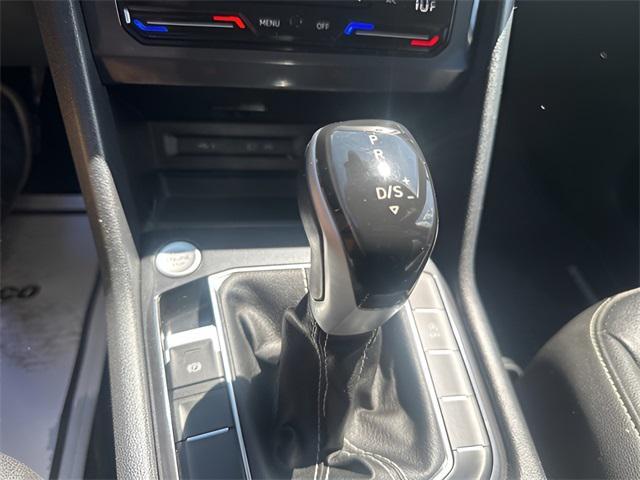 Photo of 2024 Pure White Volkswagen Tiguan