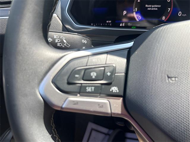 Photo of 2024 Pure White Volkswagen Tiguan
